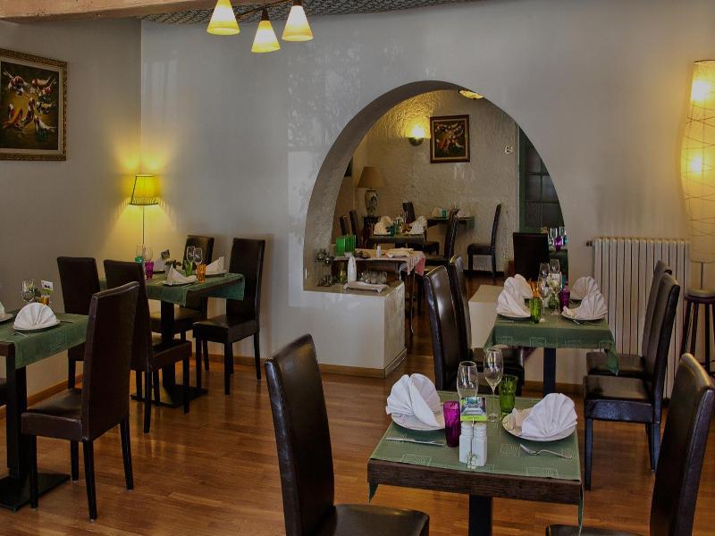 Logis Auberge La Cremaillere Villandraut Eksteriør billede